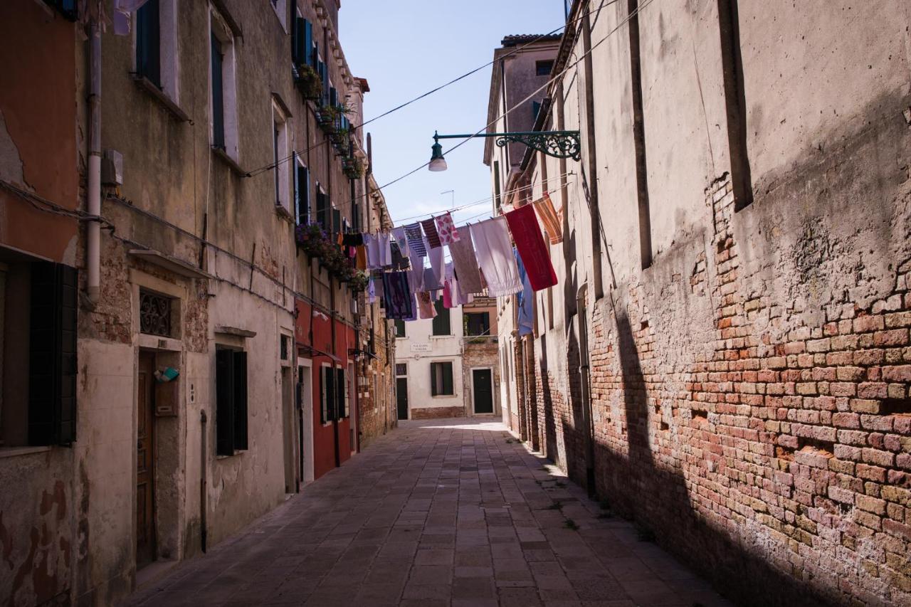 Venezia Biennale Bianco & Rosso Apartment Exterior photo